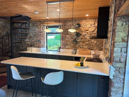 The Mews, Willow Grange, Kilcroney Lane, Bray, Co. Wicklow, Bray, Wicklow, A98YR3W - Photo 3