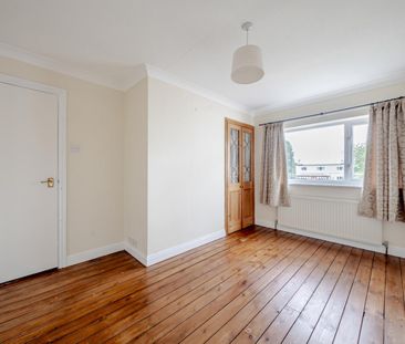 3 bedroom House To Let - Photo 3