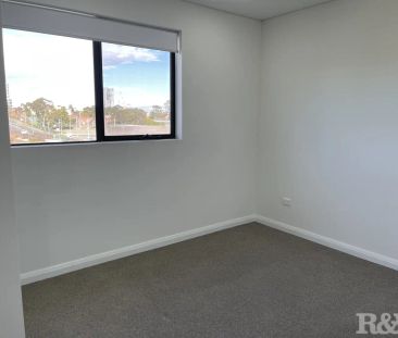304/66 Cambridge Street, Blacktown NSW 2148 - Photo 4