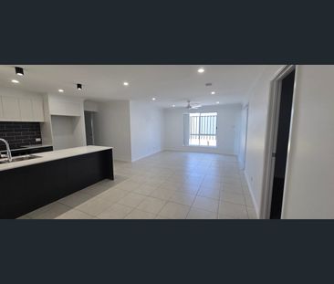 12 Millhouse Close, Farley, NSW 2320 - Photo 5