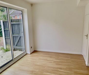 3 bedroom semi-detached house to rent - Photo 6