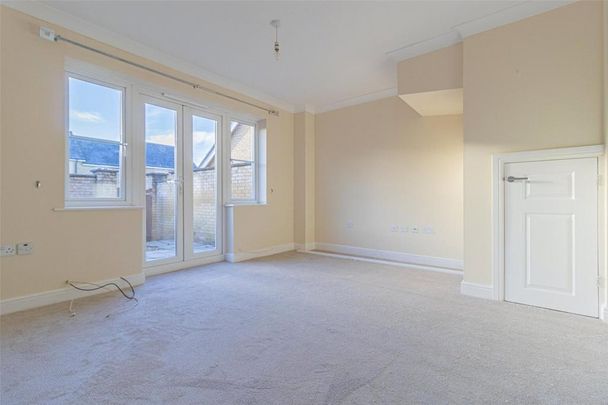 2 bedroom terraced house to rent - Photo 1