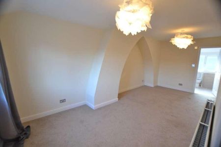 St Georges Street, Macclesfield, SK11 - Photo 4