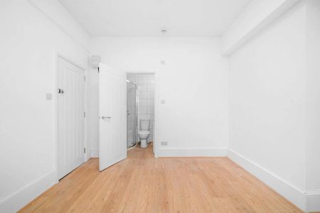 1 bedroom bedsit to rent - Photo 4