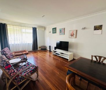 Delightful Beachside Home - Photo 3
