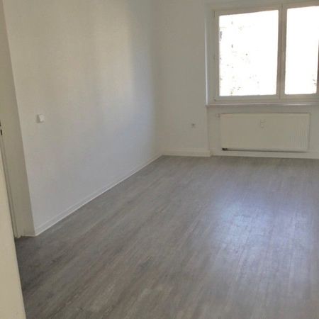 Schöner Wohnen: günstige 2-Zimmer-Wohnung mit Balkon - Photo 2