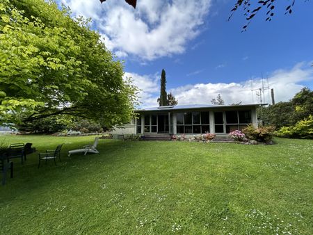 3-Bedroom Retro Home for Rent in Ohauiti - Ohauiti - Photo 2