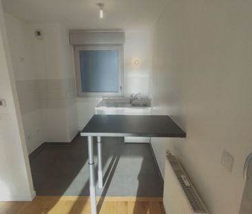 Location Appartement 2 pièces 43m² - Photo 3