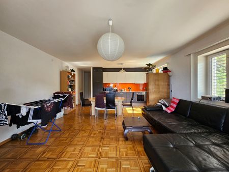 Appartement de 4 pièces au 4ème étage - 01.12.2025 - Foto 2