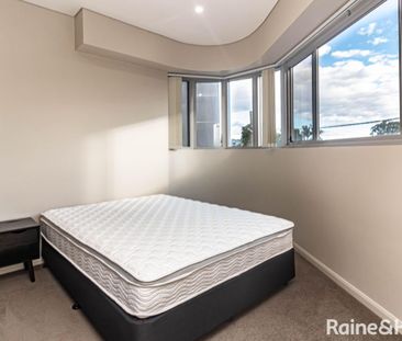 Furnished One Bedroom In Great Location! - Photo 4