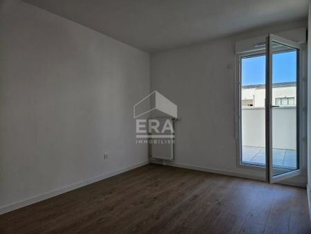 Grand appartement F4 avec 2 balcons et 2 places de parkings - Photo 4