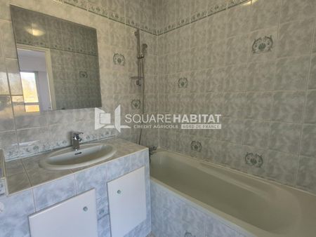 Location Appartement 2 pièces 47m² LAMBERSART 59130 - Photo 2