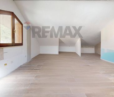 Casa Semindipendente in Vallo di Nera - Foto 1