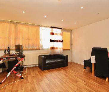 3 bedroom house to rent - Photo 3