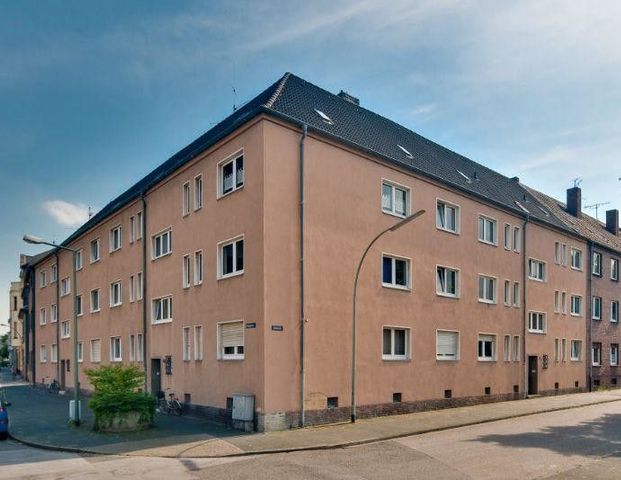 Renoviert und bezugsfertige 2-Zimmerwohnung in zentraler Lage... - Foto 1