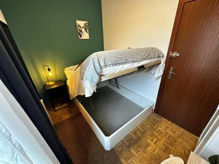 Calle de la Victoria, Madrid, Community of Madrid 28012 - Foto 4