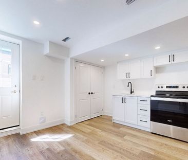 For Lease - 208 McRoberts Avenue Unit# Lower, Toronto, Ontario - Photo 4