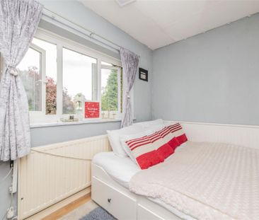 3 bed House - Semi-Detached To Let - Photo 6