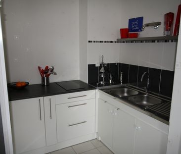 Location Appartement 2 pièces 40m² ORLEANS 45000 - Photo 3