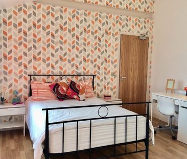 2 bedroom apartment to rent - Photo 6