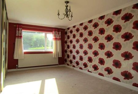 Hawthorn Road, Streetly, B74 - Photo 4