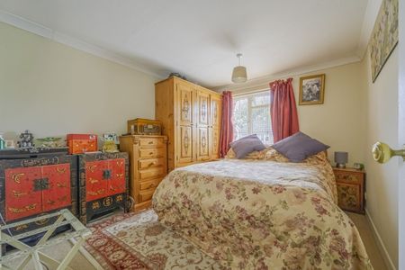 3 Bedroom - Photo 2