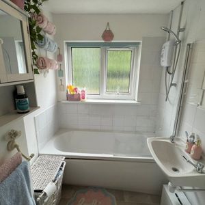 Llanover Road - Photo 2