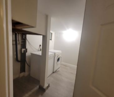 For Lease - 307 Axminster Drive Unit# Basment, Richmond Hill, Ontario - Photo 2