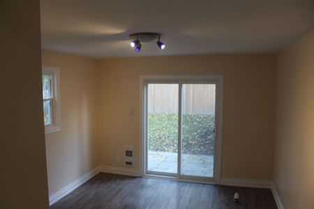 For Lease - 539 Albert Street, Peterborough, Ontario - Photo 2