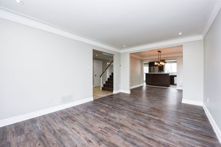 For Lease - 4205A Longmoor Drive, Burlington, Ontario - Photo 4
