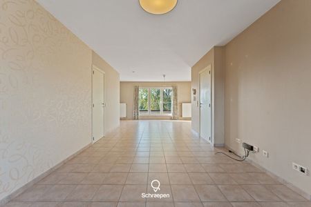 Energiezuinig appartement met 2 slpks en ruim terras te Hasselt! - Photo 3