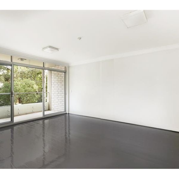 Modern Apartment In The Heart Of Cremorne - Photo 1