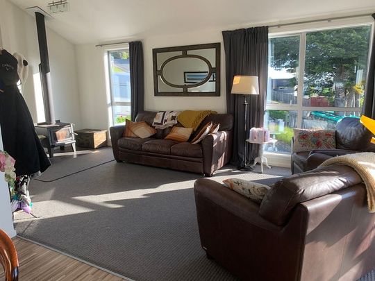 Large Family Home in Private Cul de Sac - Photo 1