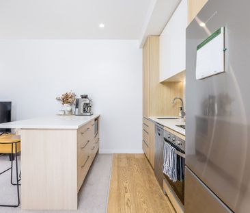 Located in the beautiful Mt Eden, this one bedroom apartment is fin... - Photo 5