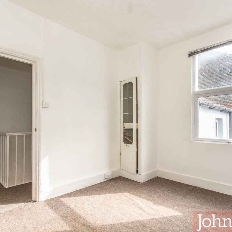 Normanton Street, Brighton - Photo 1