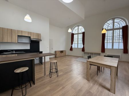 Location Appartement 3 pièces 64m² COGNAC 16100 - Photo 2