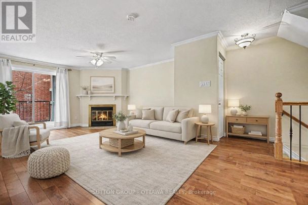 207 MART CIRCLE - Photo 1