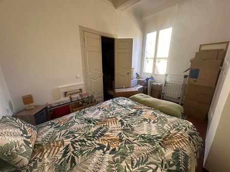 Grand T3 centre ville Grans - Photo 3