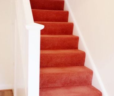 4 bedroom semi-detached house to rent - Photo 2