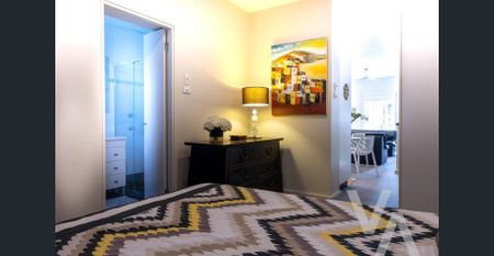 Your Next Move. - Photo 3