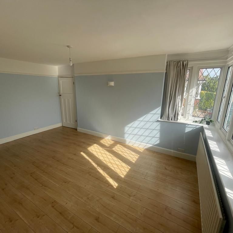 3 bedroom semi-detached house to rent - Photo 1