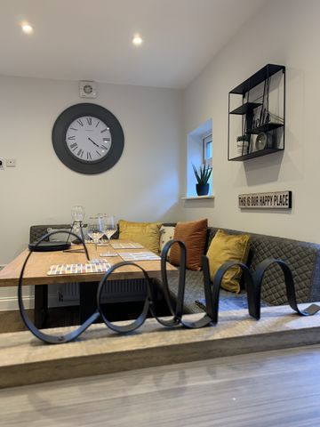 BEDROOM 4 – LARGE DOUBLE ENSUITE - Photo 3