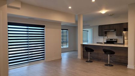 For Lease - 10 Culinary Lane Unit# 111, Barrie, Ontario - Photo 3