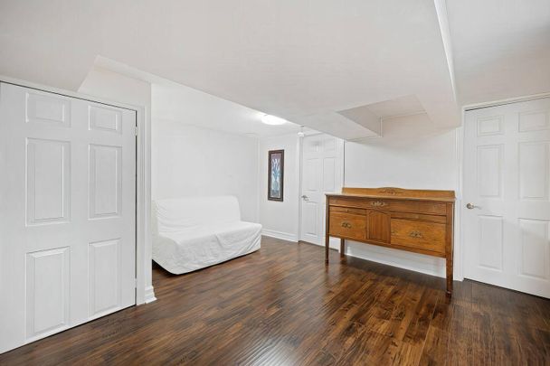 For Lease - 19 Midholm Drive Unit# LOWER/Utility included, Toronto, Ontario - Photo 1