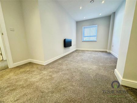 2 bedroom flat to rent - Photo 4