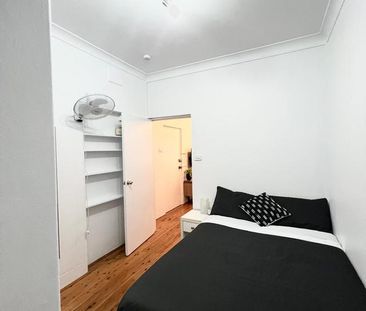 Quaint, Convenient, Chic - Photo 4