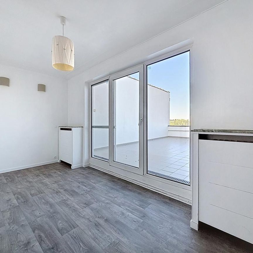 General Jacques: Superb 3bedroom penthouse+terraces+parking - Foto 1