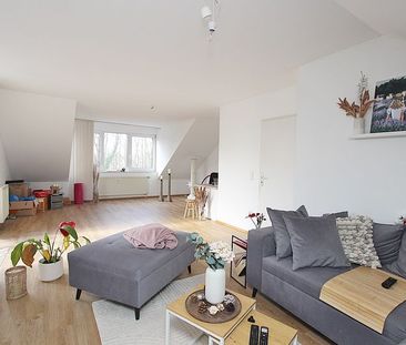 Großzügige 2 ZKB Dachgeschosswohnung mit Balkon im Forstfeld - EBK ... - Photo 5