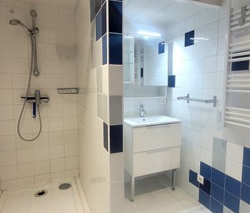 LES PENNES MIRABEAU - Rez de villa T2 en duplex de 48m2 avec terras... - Photo 3