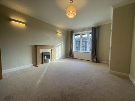 3 bedroom end of terrace house to rent - Photo 4